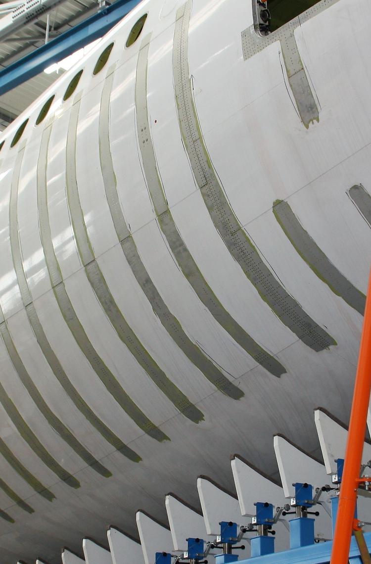 Reinforcing_fuselage_structure Reinforcing_fuselage_structure
