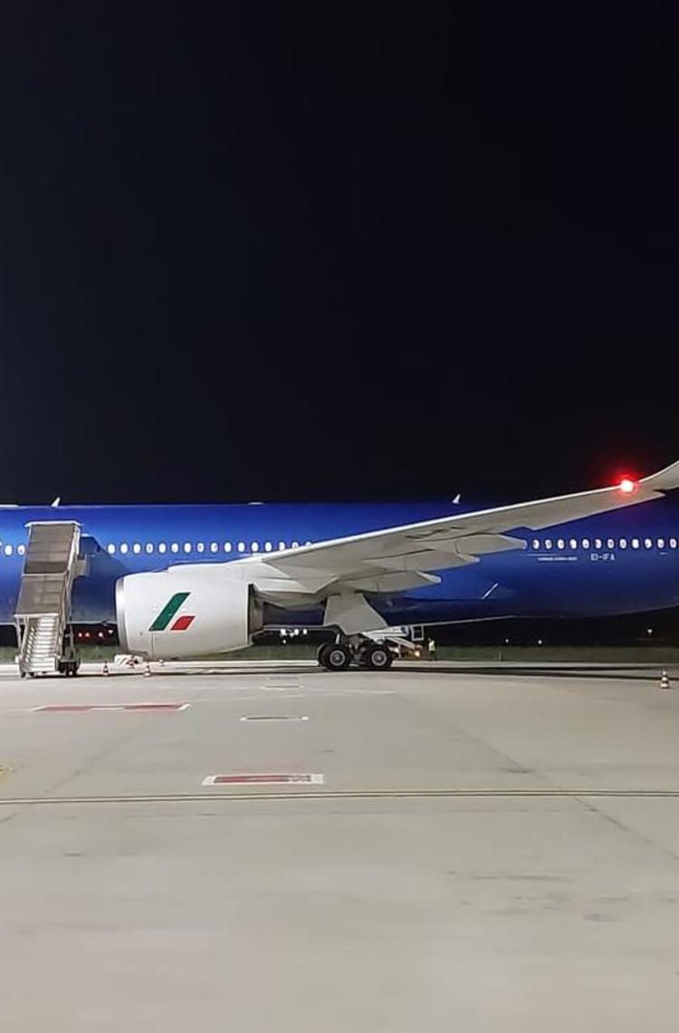first-ita-airways-a350-in-roma first-ita-airways-a350-in-roma