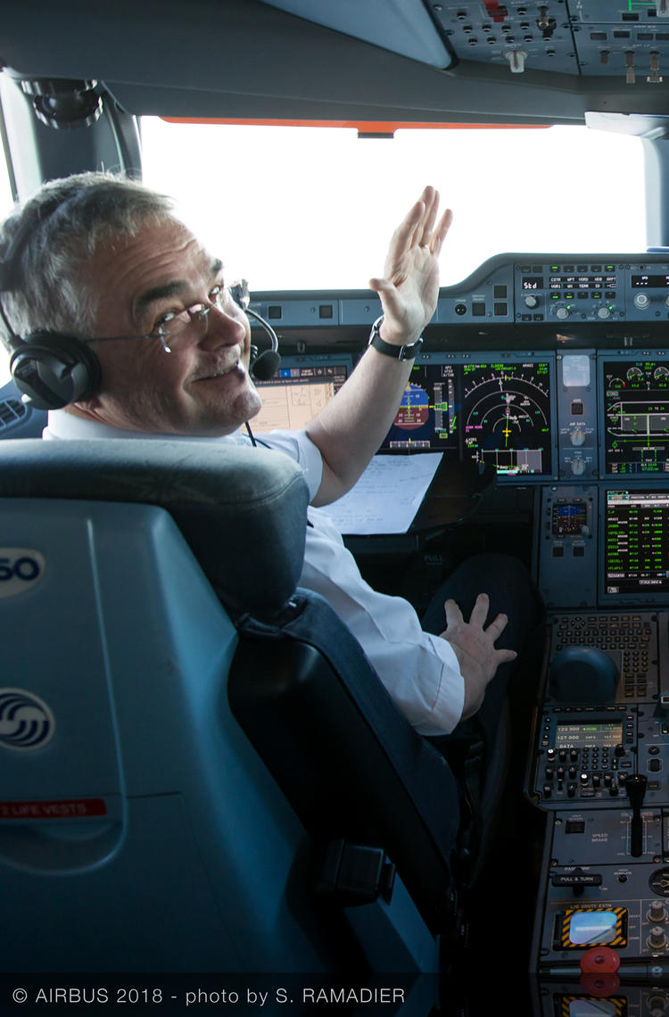 a350 cockpit