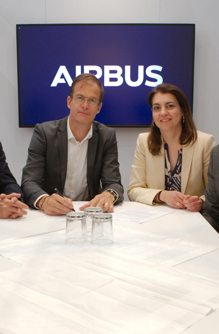 Satair and Airbus Operation Satair and Airbus Operation