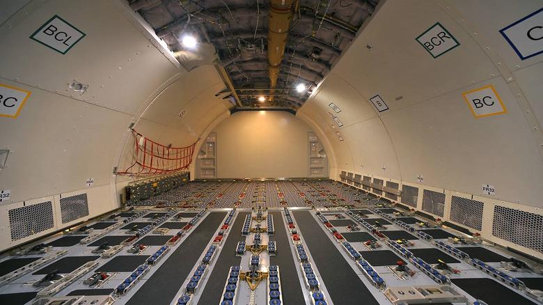 A330-200F THY interior